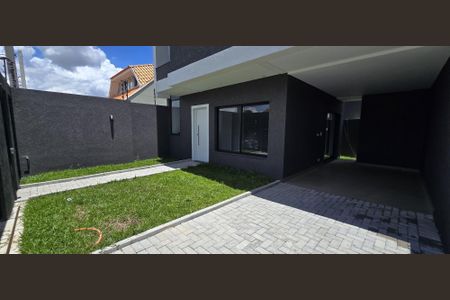 4_photo/94dce534ff.d860d137df15aeab-ATLAS-ded9d727-337d-4dd7-b6f9-93bb571e4030.jpg de casa à venda com 3 quartos, 124m² em Uberaba, Curitiba