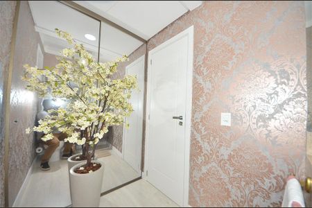 5_photo/94dce5357b.ceff8192393c33de-ATLAS-10f7bcc2-1eae-46ca-92f4-d241f2a73257.jpg de casa à venda com 3 quartos, 172m² em Uberaba, Curitiba