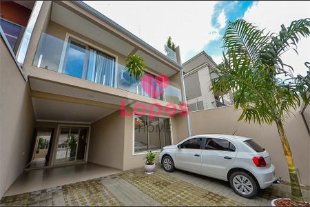 27_photo/94dce5357b.e5c1dbf3952ec410-ATLAS-43030268-e907-4f6f-ba14-81b06e4f7ffc.jpg de casa à venda com 3 quartos, 172m² em Uberaba, Curitiba