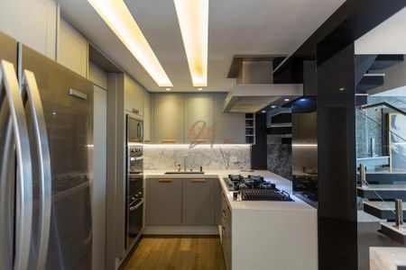 14_photo/94dce535c7.2fa4e174da1a21cd-ATLAS-0a378430-7343-4878-b198-04dcaf76300d.jpg de casa à venda com 4 quartos, 221m² em Jardim das Américas, Curitiba