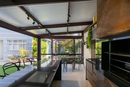 19_photo/94dce535c7.2fa4e174da1a21cd-ATLAS-57457a55-9700-4621-9c4e-771b72c3ed58.jpg de casa à venda com 4 quartos, 221m² em Jardim das Américas, Curitiba