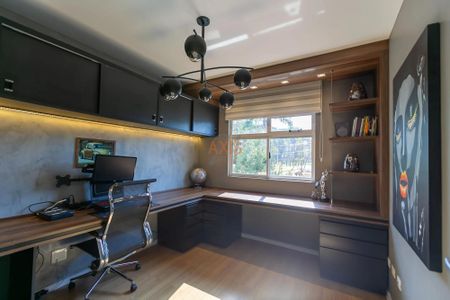 36_photo/94dce535c7.2fa4e174da1a21cd-ATLAS-dcb21933-2a4b-4ac3-80fa-98330dd1a687.jpg de casa à venda com 4 quartos, 221m² em Jardim das Américas, Curitiba