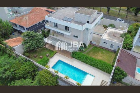 4_photo/94dce535d1.badfd497b63a3b5d-ATLAS-2cce524a-e771-48df-8110-1c45d76f4e66.jpg de casa à venda com 5 quartos, 780m² em Jardim das Américas, Curitiba
