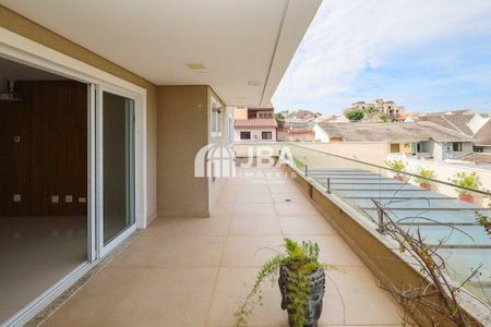 22_photo/94dce535d1.badfd497b63a3b5d-ATLAS-5861a8be-ee14-42bd-a849-36c9e314c18b.jpg de casa à venda com 5 quartos, 780m² em Jardim das Américas, Curitiba