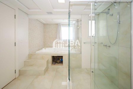 28_photo/94dce535d1.badfd497b63a3b5d-ATLAS-a3669ffd-148d-48d0-82c6-dcf29d19ffd4.jpg de casa à venda com 5 quartos, 780m² em Jardim das Américas, Curitiba