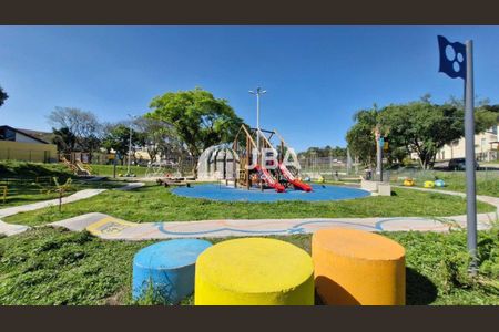 5_photo/94dce535fb.6d966f5fb5582f4e-ATLAS-72ebf944-e99c-4f3f-9e4a-c380a8dfb2ed.jpg de casa à venda com 0 quarto, 127m² em Jardim das Américas, Curitiba