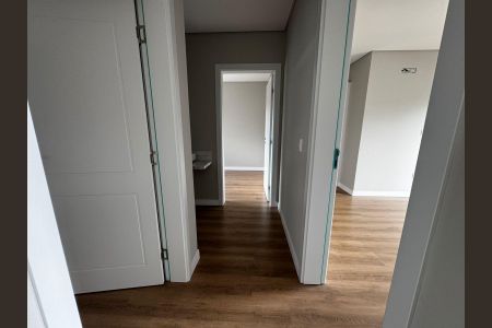 6_photo/94dce53629.fbcd7a2e7ac63d93-ATLAS-29f3b60f-cb9e-472d-9c21-ac70ed610f64.jpg de casa à venda com 3 quartos, 137m² em Jardim das Américas, Curitiba