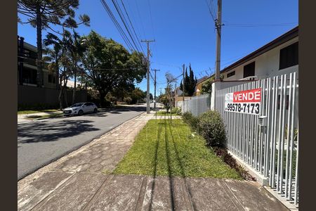 6_photo/94dce53631.06254e2798eb0a90-ATLAS-3f42d9cf-2a38-4def-a5ae-bfd0c5addcf1.jpg de casa à venda com 4 quartos, 240m² em Jardim das Américas, Curitiba