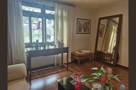 10_photo/94dce53631.06254e2798eb0a90-ATLAS-9991deab-4b02-42e6-8d63-81c6b9d2bae5.jpg de casa à venda com 4 quartos, 240m² em Jardim das Américas, Curitiba