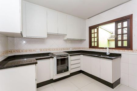 8_photo/94dce53643.3c20d05746a6d1b7-ATLAS-26b97f62-102e-41e5-b0cf-b2468d8e19ed.jpg de casa à venda com 4 quartos, 170m² em Jardim das Américas, Curitiba