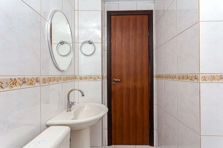 39_photo/94dce53643.3c20d05746a6d1b7-ATLAS-6e705f8b-b12a-4e15-9ad7-417de0a8f896.jpg de casa à venda com 4 quartos, 170m² em Jardim das Américas, Curitiba