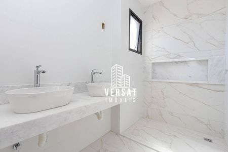 10_photo/94dce53655.a593a587dbeea094-ATLAS-c5bc144b-77b9-45e2-9ac8-d882cce4b76a.jpg de casa à venda com 3 quartos, 127m² em Jardim das Américas, Curitiba