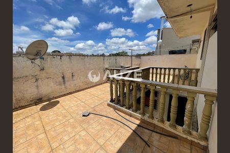 19_photo/94dce536af.4447a3bccb09b46a-ATLAS-d8e5dfd5-5299-4e79-9645-c6fac7bc3658.jpg de casa à venda com 4 quartos, 200m² em Jardim das Américas, Curitiba