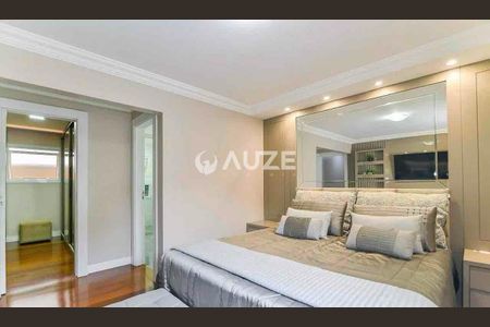 7_photo/94dce536f9.98cf39ec7952f033-ATLAS-c92b3c11-c190-4e73-96c7-a04cf1f51cc3.jpg de casa à venda com 4 quartos, 360m² em Jardim das Américas, Curitiba