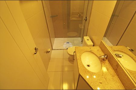 9_photo/94dce5371f.9e8e7cf7edaa750e-ATLAS-38aaab9d-8c91-4d6a-aa65-44716acba892.jpg de casa à venda com 4 quartos, 200m² em Jardim das Américas, Curitiba