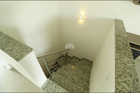 4_photo/94dce5371f.9e8e7cf7edaa750e-ATLAS-67031aaf-4829-4056-b603-3e7c92f1ea67.jpg de casa à venda com 4 quartos, 200m² em Jardim das Américas, Curitiba