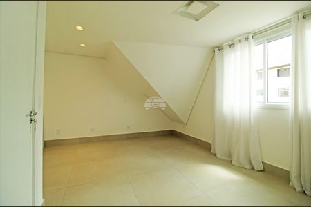 12_photo/94dce5371f.9e8e7cf7edaa750e-ATLAS-70bb540c-9070-40bb-b032-6d34a64612c8.jpg de casa à venda com 4 quartos, 200m² em Jardim das Américas, Curitiba