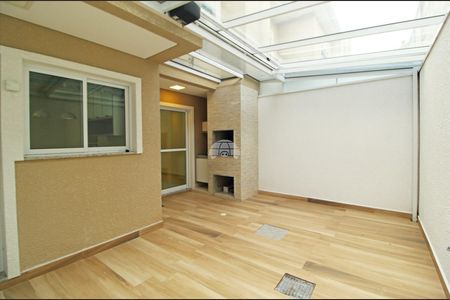 2_photo/94dce5371f.9e8e7cf7edaa750e-ATLAS-de7f3085-68fd-45b6-8fa4-412bbb373b1b.jpg de casa à venda com 4 quartos, 200m² em Jardim das Américas, Curitiba