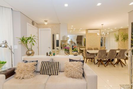 12_photo/94dce53729.bdf1def5ceb5107f-ATLAS-5657536e-8d9a-4f4d-9d9f-25d35c98ebca.jpg de casa à venda com 4 quartos, 200m² em Jardim das Américas, Curitiba