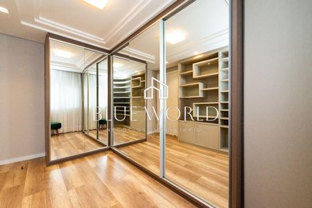 8_photo/94dce53729.bdf1def5ceb5107f-ATLAS-e06db514-7a4e-4ab6-b21f-c8e97c68696d.jpg de casa à venda com 4 quartos, 226m² em Jardim das Américas, Curitiba