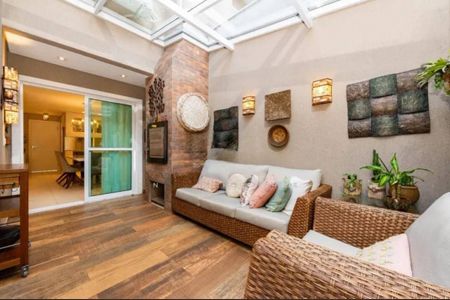 7_photo/94dce53729.ceff8192393c33de-ATLAS-a4e405fe-d6dd-465a-97e8-eb3b55ac7a54.jpg de casa à venda com 4 quartos, 200m² em Jardim das Américas, Curitiba