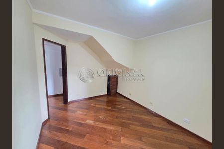 4_photo/94dce5372f.279a35a4f943785b-ATLAS-15220dd9-3122-493f-839e-4e3c4992acb1.jpg de casa para alugar com 4 quartos, 130m² em Jardim das Américas, Curitiba