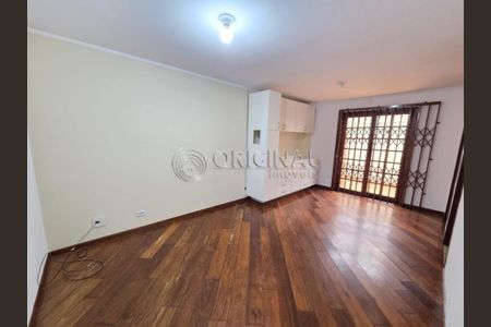 3_photo/94dce5372f.279a35a4f943785b-ATLAS-b951b27a-b093-4ac3-b949-b299e5b9d5cc.jpg de casa para alugar com 4 quartos, 130m² em Jardim das Américas, Curitiba