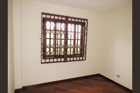 2_photo/94dce5372f.be208a042235285f-ATLAS-496c7e9f-b5b8-49b5-8cde-1943ef29e40d.jpg de casa para alugar com 4 quartos, 130m² em Jardim das Américas, Curitiba