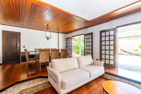 36_photo/94dce53785.bd2dffe6b68feeb7-ATLAS-0ff70943-eadf-43a8-8113-654515ce8569.jpg de casa à venda com 6 quartos, 446m² em Jardim das Américas, Curitiba