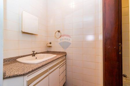 46_photo/94dce53785.bd2dffe6b68feeb7-ATLAS-714036d0-04eb-4f7a-85f4-f6468afd0e86.jpg de casa à venda com 6 quartos, 446m² em Jardim das Américas, Curitiba