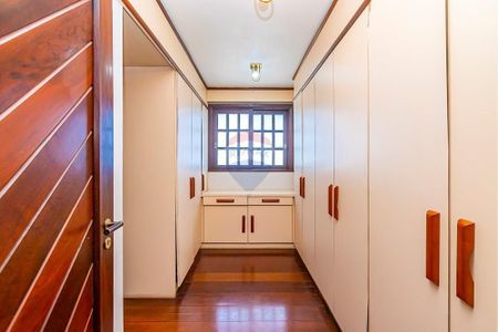 12_photo/94dce53785.bd2dffe6b68feeb7-ATLAS-a8da5424-73ad-4ae2-81b9-f7ea00fc4526.jpg de casa à venda com 6 quartos, 446m² em Jardim das Américas, Curitiba