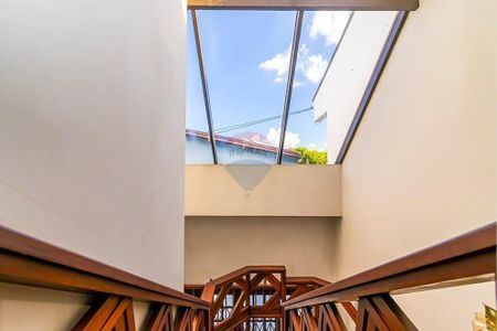 33_photo/94dce53785.bd2dffe6b68feeb7-ATLAS-caf1938a-8f99-45d6-8251-dc37c1563d75.jpg de casa à venda com 6 quartos, 446m² em Jardim das Américas, Curitiba