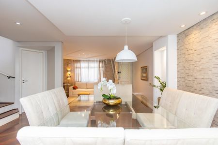 7_photo/94dce537b5.dbff8cd60a7e217a-ATLAS-4fff6f62-8c02-4a74-b1ca-585186d3a16f.jpg de casa à venda com 3 quartos, 205m² em Jardim das Américas, Curitiba