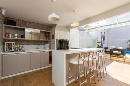 11_photo/94dce537b5.dbff8cd60a7e217a-ATLAS-83b5205e-0335-4aae-aebd-0c9f716f6f18.jpg de casa à venda com 3 quartos, 205m² em Jardim das Américas, Curitiba