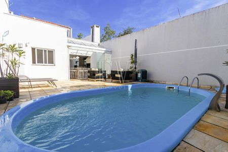 3_photo/94dce537b5.dbff8cd60a7e217a-ATLAS-9890fc2c-4e22-41a3-ae67-2e883ddc4314.jpg de casa à venda com 3 quartos, 205m² em Jardim das Américas, Curitiba