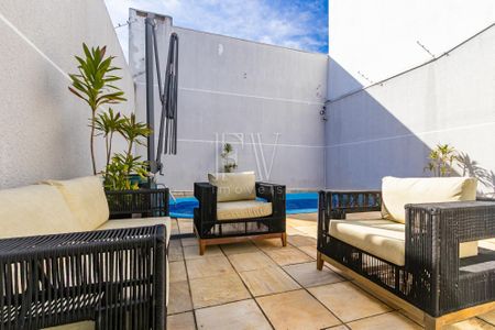 12_photo/94dce537b5.dbff8cd60a7e217a-ATLAS-c05746bd-8b00-4bcb-b86f-723582ffa748.jpg de casa à venda com 3 quartos, 205m² em Jardim das Américas, Curitiba