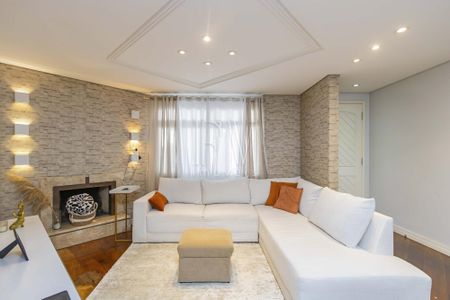 4_photo/94dce537b5.dbff8cd60a7e217a-ATLAS-db28fbe8-2928-490e-94ff-72b351a62b2d.jpg de casa à venda com 3 quartos, 205m² em Jardim das Américas, Curitiba