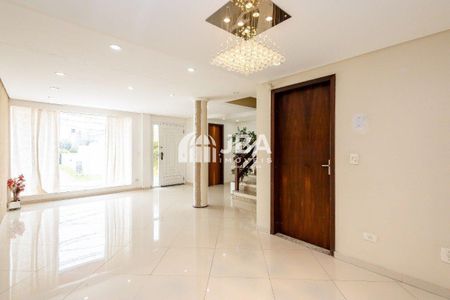 2_photo/94dce5380f.61df383ebc62b81a-ATLAS-0ecc8f01-a6e4-4dfe-a3bf-eee44300315d.jpg de casa à venda com 0 quarto, 201m² em Jardim das Américas, Curitiba