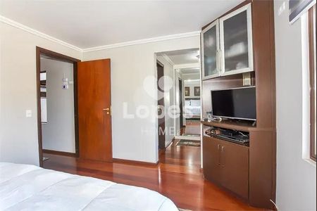 9_photo/94dce5381b.6fe88814f58c8792-ATLAS-f73ed910-8f7c-4257-b1ab-e9be9a90eebe.jpg de casa à venda com 4 quartos, 310m² em Jardim das Américas, Curitiba