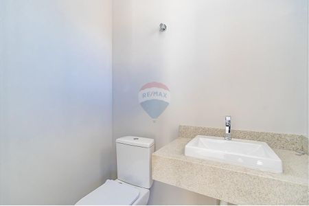 22_photo/94dce538ff.4cea1a0b3f6bbd2f-ATLAS-569d27d7-6aec-4192-9663-403f549c061e.jpg de casa à venda com 3 quartos, 138m² em Jardim das Américas, Curitiba