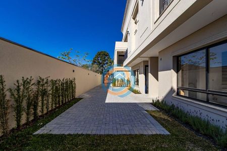 2_photo/94dce53907.21522ec417534c7a-ATLAS-4f5a41fc-c819-4da4-bf7d-3d90f8e15869.jpg de casa à venda com 3 quartos, 138m² em Jardim das Américas, Curitiba