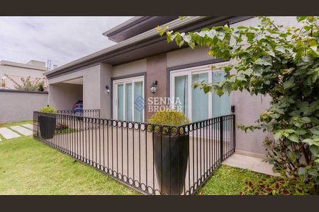 2_photo/94dce5390b.df2406aa61ba3211-ATLAS-06635cf4-ebae-419f-85ad-a08442ac4a91.jpg de casa à venda com 4 quartos, 490m² em Jardim das Américas, Curitiba