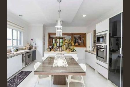 3_photo/94dce5390b.df2406aa61ba3211-ATLAS-1e6b1579-f7c8-480b-8c22-958a5f20a884.jpg de casa para alugar com 4 quartos, 490m² em Jardim das Américas, Curitiba