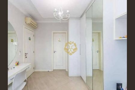 11_photo/94dce5390b.df2406aa61ba3211-ATLAS-77882a50-1d5c-4949-89b6-101a01fcc403.jpg de casa à venda com 4 quartos, 490m² em Jardim das Américas, Curitiba