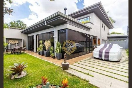 3_photo/94dce5390b.df2406aa61ba3211-ATLAS-9cf66877-caa0-415a-92ee-a5b430778e8f.jpg de casa para alugar com 4 quartos, 490m² em Jardim das Américas, Curitiba