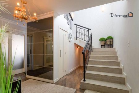 7_photo/94dce5390b.df2406aa61ba3211-ATLAS-9cfc9f6e-cbc6-4224-bb42-54178b8a92b6.jpg de casa à venda com 4 quartos, 490m² em Jardim das Américas, Curitiba