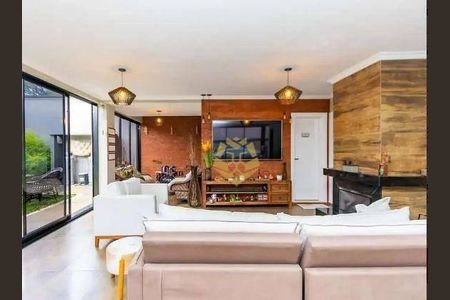 3_photo/94dce5390b.df2406aa61ba3211-ATLAS-a546e212-9582-4661-a322-604c206b80eb.jpg de casa à venda com 4 quartos, 490m² em Jardim das Américas, Curitiba