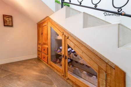 9_photo/94dce5390b.df2406aa61ba3211-ATLAS-dd9b719e-4c07-4d64-b740-e0b358378eed.jpg de casa à venda com 4 quartos, 490m² em Jardim das Américas, Curitiba