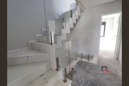 5_photo/94dce5390f.c34ea90654f680b9-ATLAS-e537047e-491c-4d67-b50b-67dcfa4c3b65.jpg de casa à venda com 3 quartos, 139m² em Jardim das Américas, Curitiba