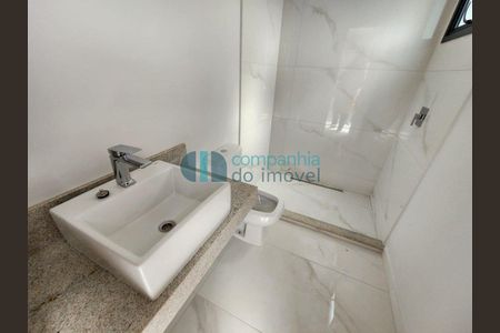 8_photo/94dce5390f.dc8bbd111761e841-ATLAS-31827a60-71e6-44cc-87e1-0e5b80d6f4fb.jpg de casa à venda com 0 quarto, 138m² em Jardim das Américas, Curitiba